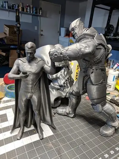Superman Vs Thanos Archivo Stl Para Impresion 3D